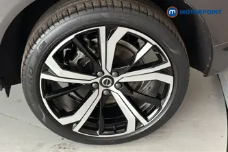 Volvo Xc60 R Design Automatic Petrol SUV - Stock Number (1671712) - 45th supplementary image