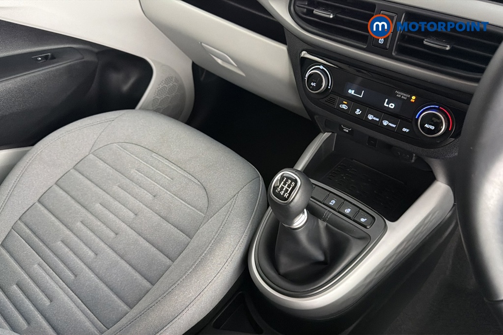 Hyundai I10 Premium Manual Petrol Hatchback - Stock Number (1671724) - 15th supplementary image