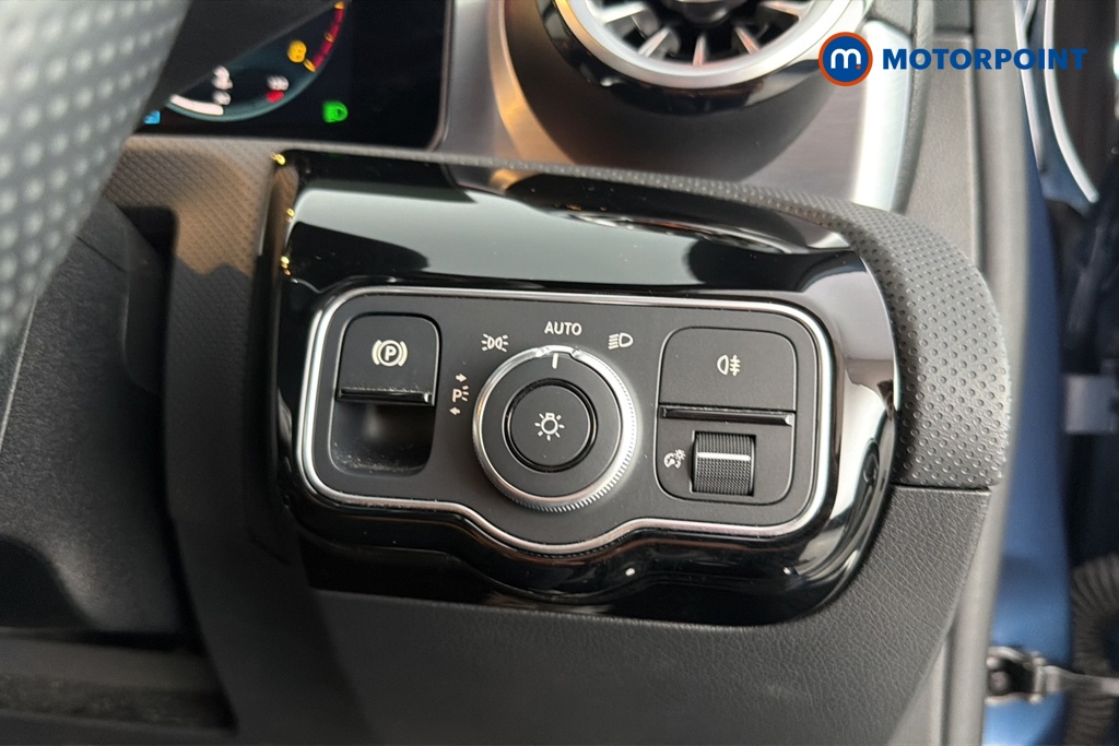 Mercedes-Benz A Class Amg Line Premium Edition Automatic Petrol Hatchback - Stock Number (1671761) - 11th supplementary image