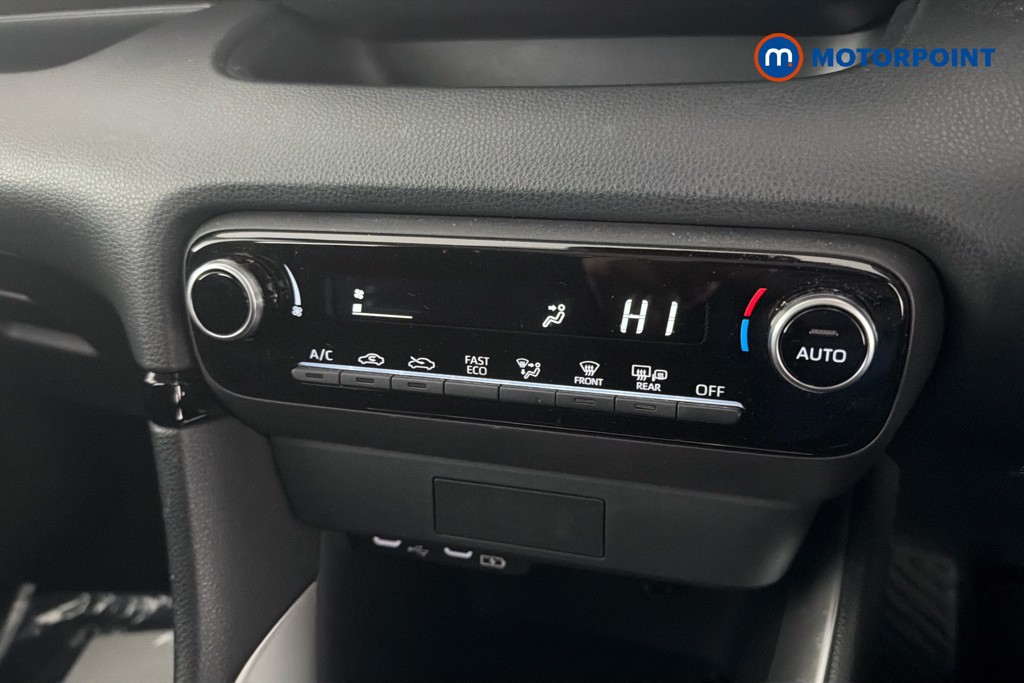Toyota Yaris Icon Automatic Petrol-Electric Hybrid Hatchback - Stock Number (1672145) - 12th supplementary image