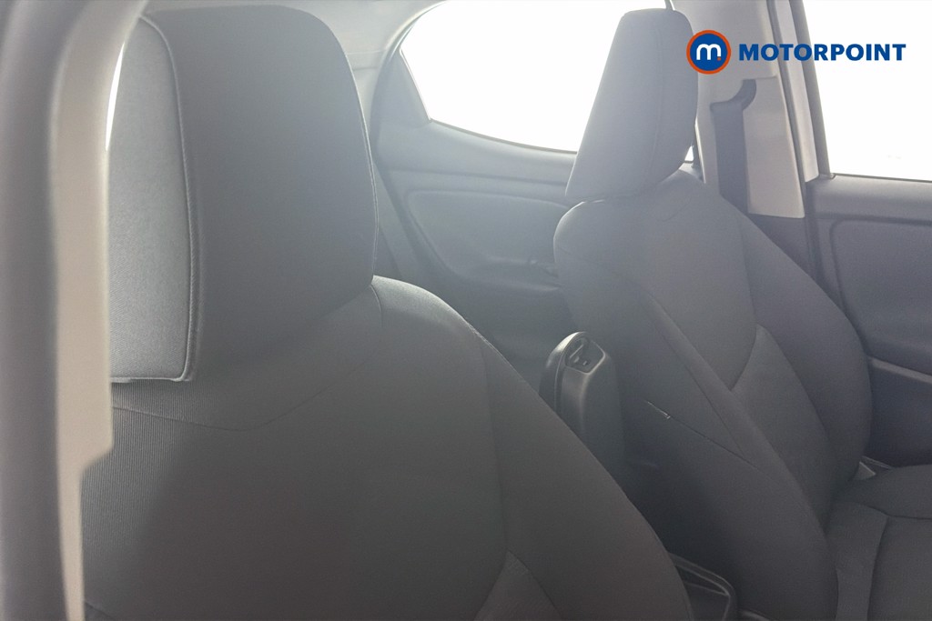 Toyota Yaris Icon Automatic Petrol-Electric Hybrid Hatchback - Stock Number (1672145) - 23rd supplementary image
