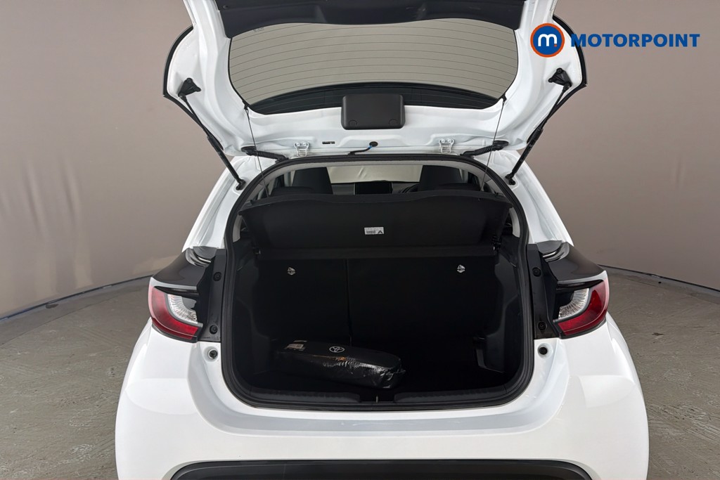 Toyota Yaris Icon Automatic Petrol-Electric Hybrid Hatchback - Stock Number (1672145) - 33rd supplementary image
