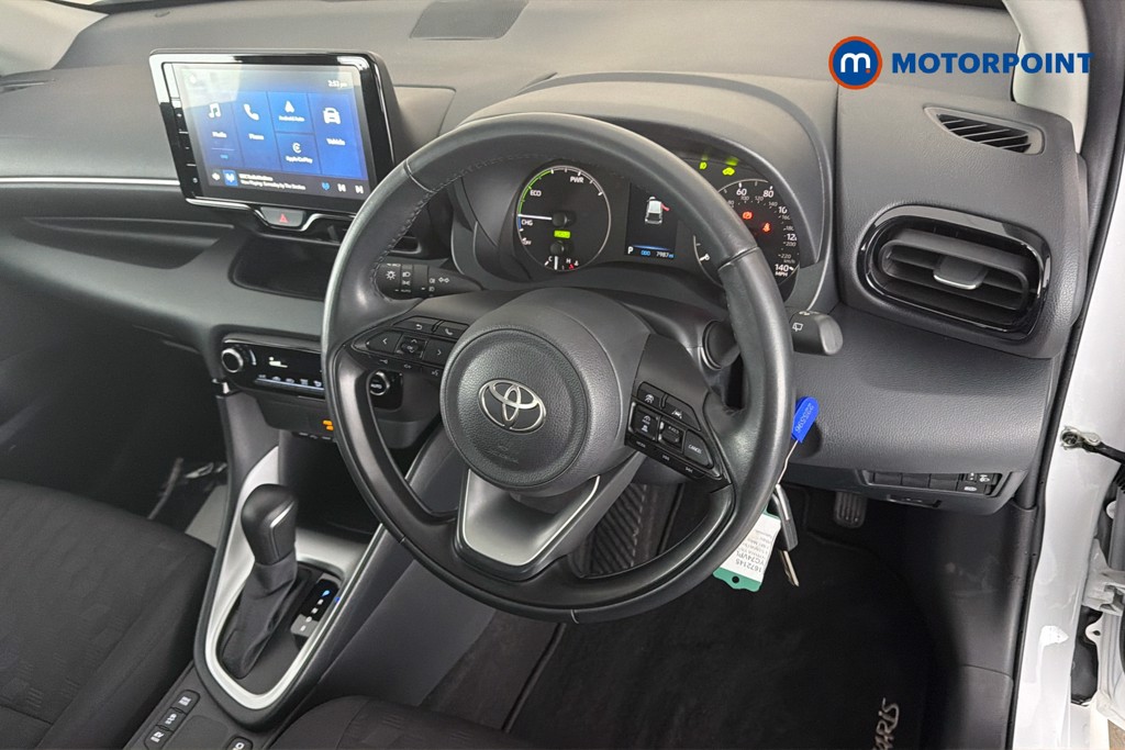 Toyota Yaris Icon Automatic Petrol-Electric Hybrid Hatchback - Stock Number (1672145) - 1st supplementary image