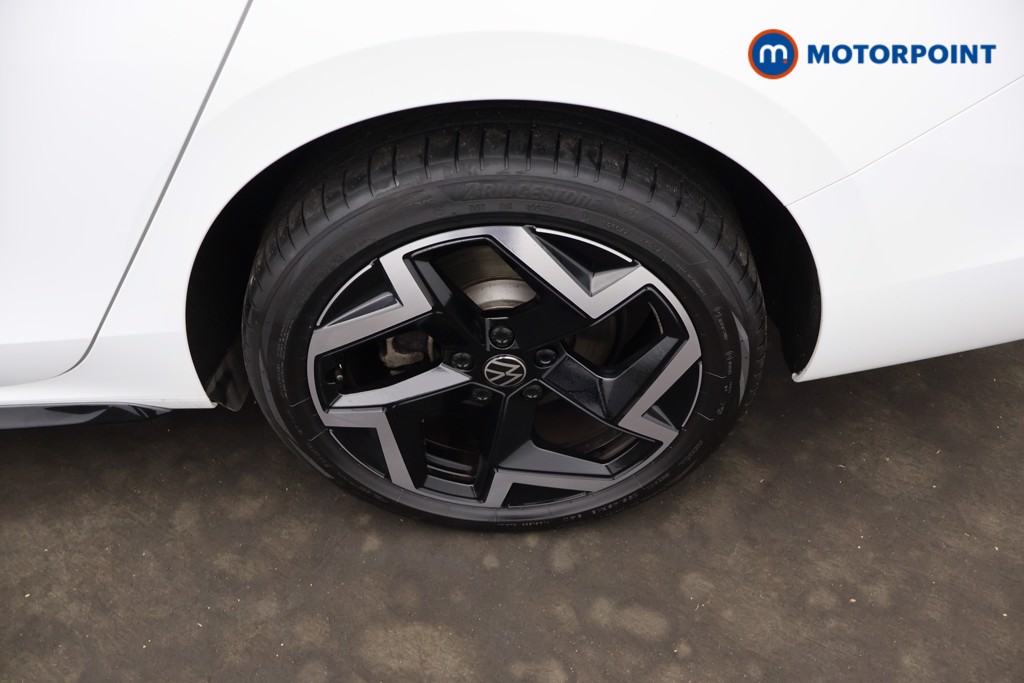 Volkswagen Passat R-Line Automatic Petrol Plug-In Hybrid Estate - Stock Number (1672195) - 2nd supplementary image