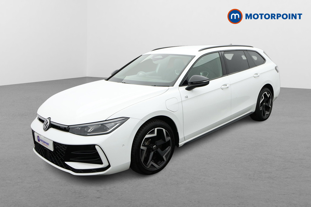Volkswagen Passat R-Line Automatic Petrol Plug-In Hybrid Estate - Stock Number (1672195) - Passenger side front corner