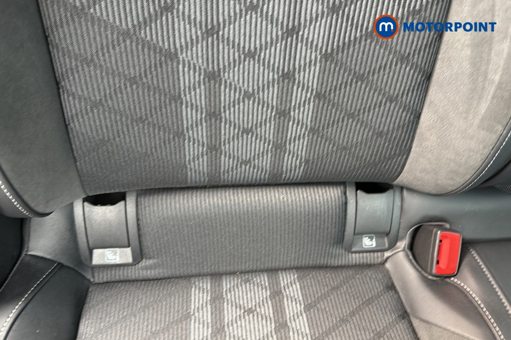 Volkswagen Golf R-Line Manual Petrol Hatchback - Stock Number (1672353) - 27th supplementary image