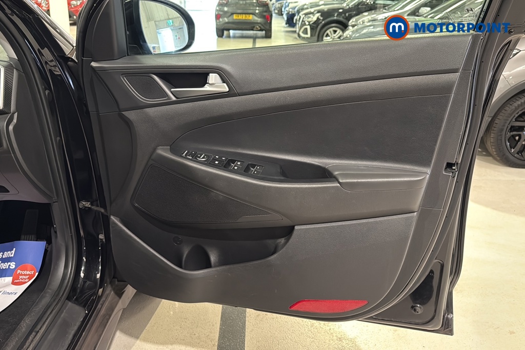 Hyundai Tucson Se Nav Manual Petrol SUV - Stock Number (1645079) - 18th supplementary image