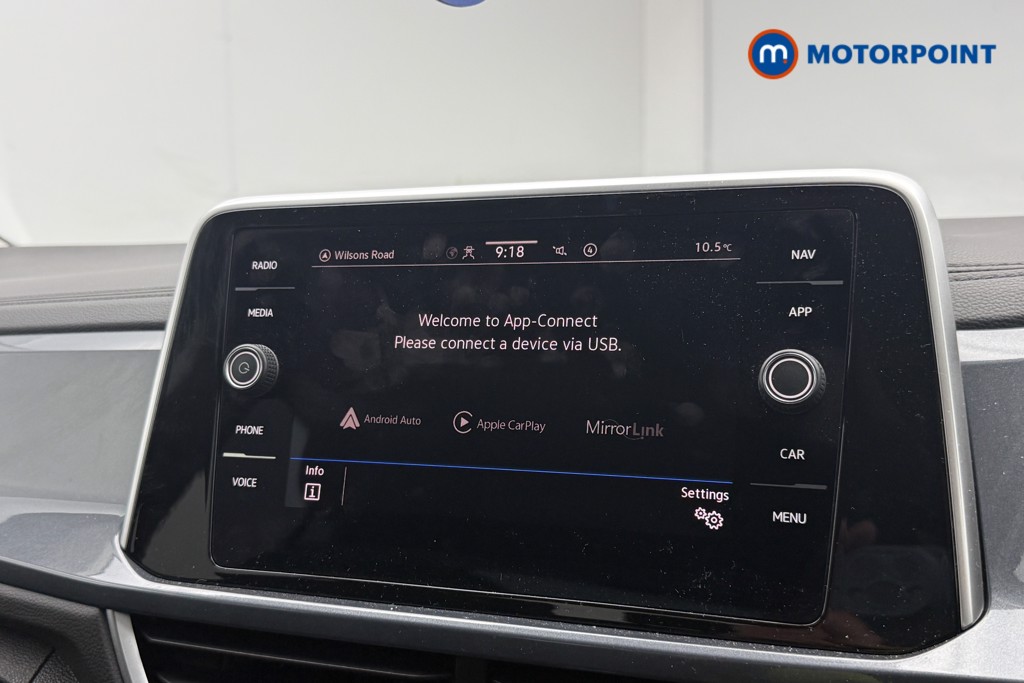 Volkswagen T-Roc Style Manual Petrol SUV - Stock Number (1654150) - 13th supplementary image