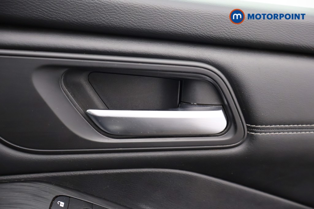 Nissan Qashqai N-Connecta Automatic Petrol-Electric Hybrid SUV - Stock Number (1658491) - 10th supplementary image
