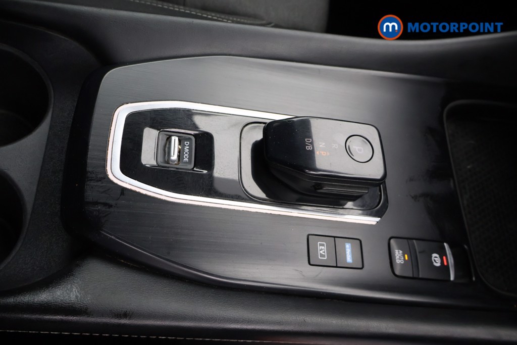 Nissan Qashqai N-Connecta Automatic Petrol-Electric Hybrid SUV - Stock Number (1658491) - 14th supplementary image