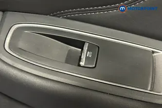 Subaru Outback Touring Automatic Petrol Estate - Stock Number (1658811) - 1001st supplementary image