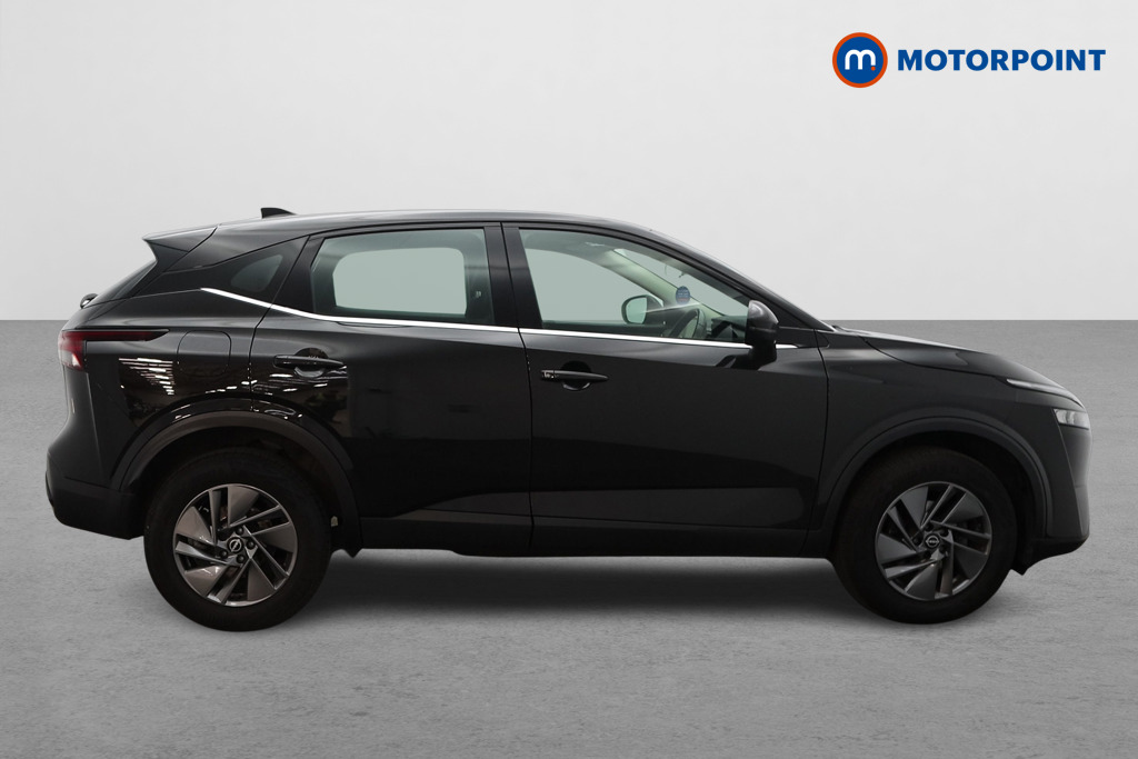 Nissan Qashqai Acenta Premium Manual Petrol SUV - Stock Number (1660470) - Drivers side