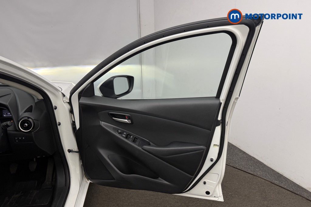 Mazda 2 Centre-Line Manual Petrol Hatchback - Stock Number (1662461) - 17th supplementary image