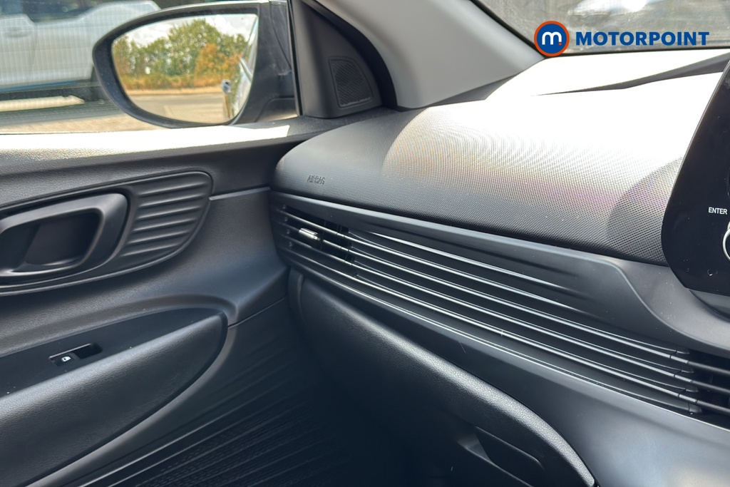 Hyundai I20 Se Connect Manual Petrol Hatchback - Stock Number (1662507) - 996th supplementary image