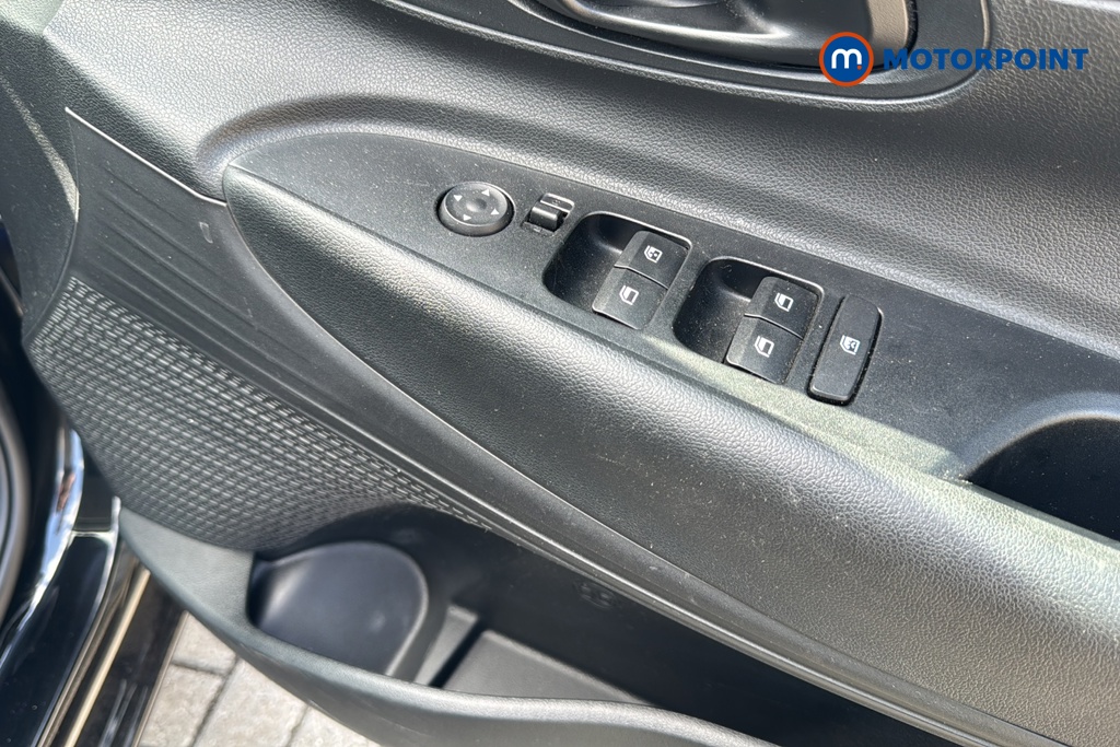 Hyundai I20 Se Connect Manual Petrol Hatchback - Stock Number (1662507) - 19th supplementary image