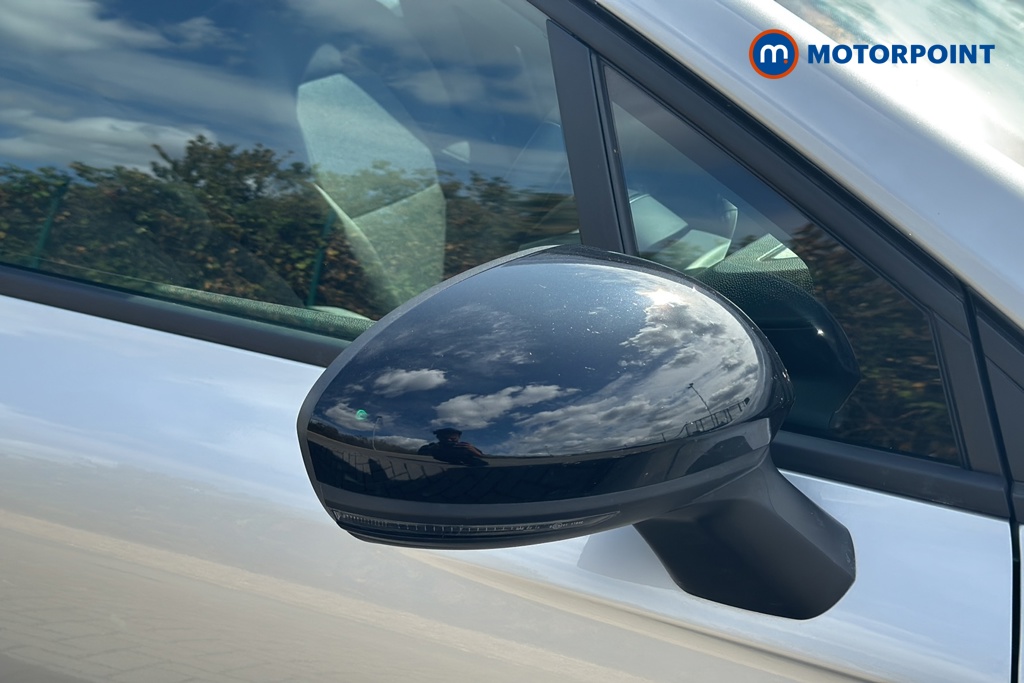 Renault Clio Evolution Manual Petrol Hatchback - Stock Number (1662809) - 997th supplementary image