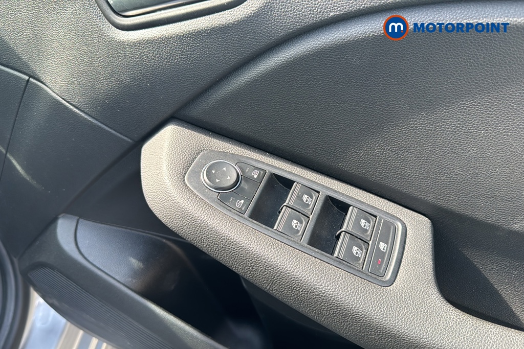 Renault Clio Evolution Manual Petrol Hatchback - Stock Number (1662809) - 19th supplementary image