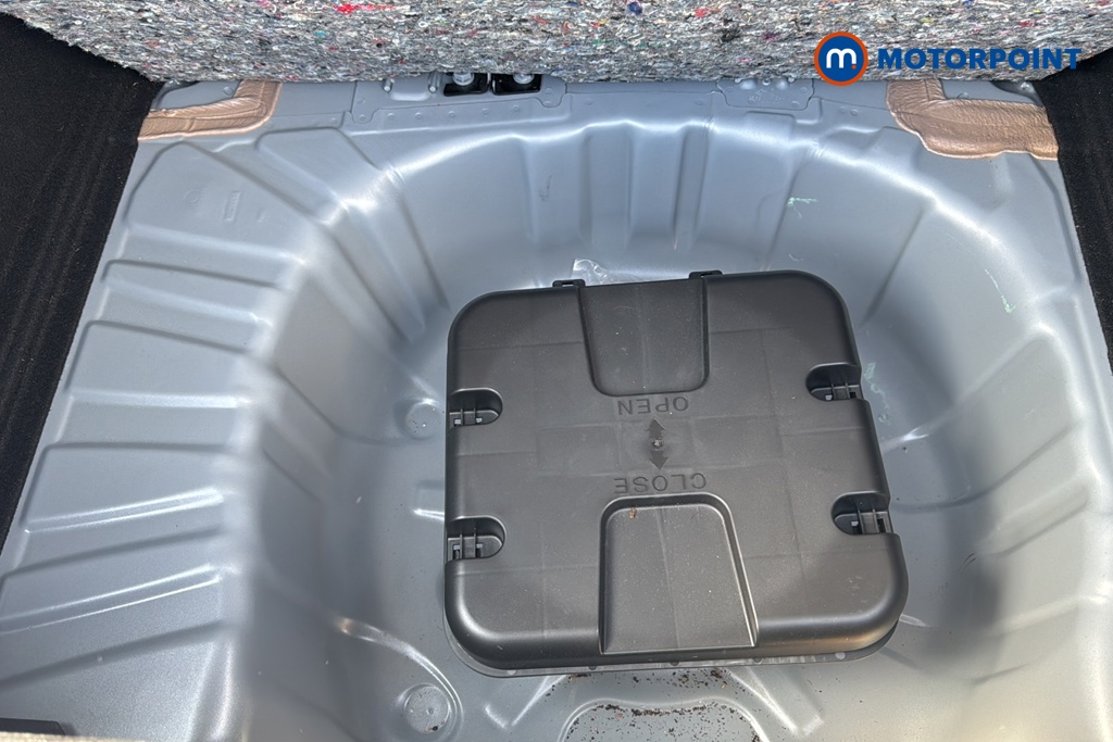 Renault Clio Evolution Manual Petrol Hatchback - Stock Number (1662809) - 33rd supplementary image