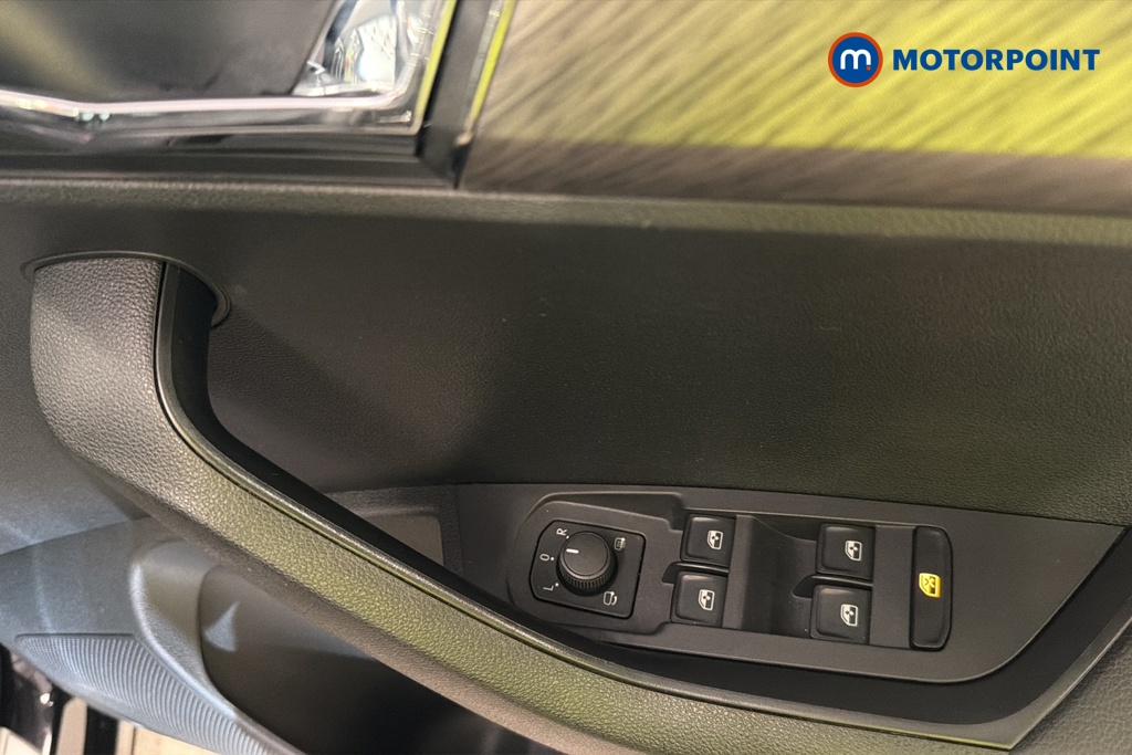 Skoda Karoq Se L Automatic Petrol SUV - Stock Number (1662870) - 19th supplementary image