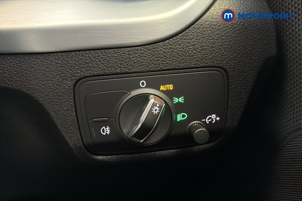 Audi Q2 S Line Manual Petrol SUV - Stock Number (1663640) - 11th supplementary image