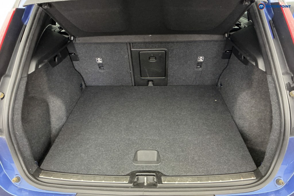 Volvo Xc40 R Design Pro Automatic Petrol SUV - Stock Number (1664113) - 3rd supplementary image