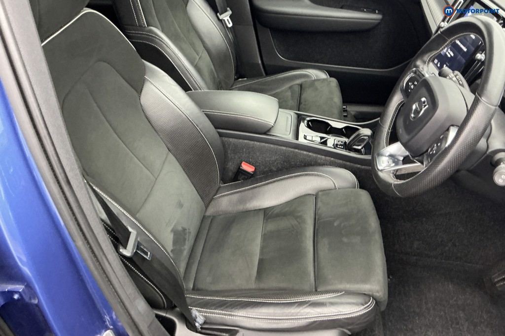 Volvo Xc40 R Design Pro Automatic Petrol SUV - Stock Number (1664113) - 5th supplementary image
