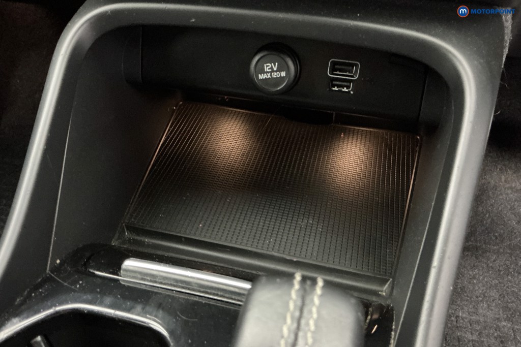 Volvo Xc40 R Design Pro Automatic Petrol SUV - Stock Number (1664113) - 15th supplementary image