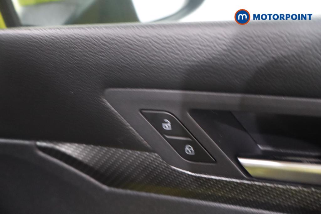 Volkswagen Golf R-Line Manual Petrol Hatchback - Stock Number (1664165) - 9th supplementary image