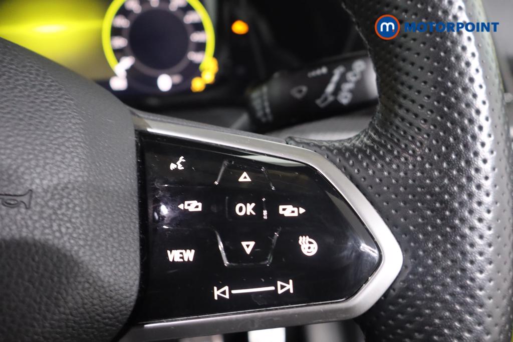 Volkswagen Golf R-Line Manual Petrol Hatchback - Stock Number (1664165) - 13th supplementary image