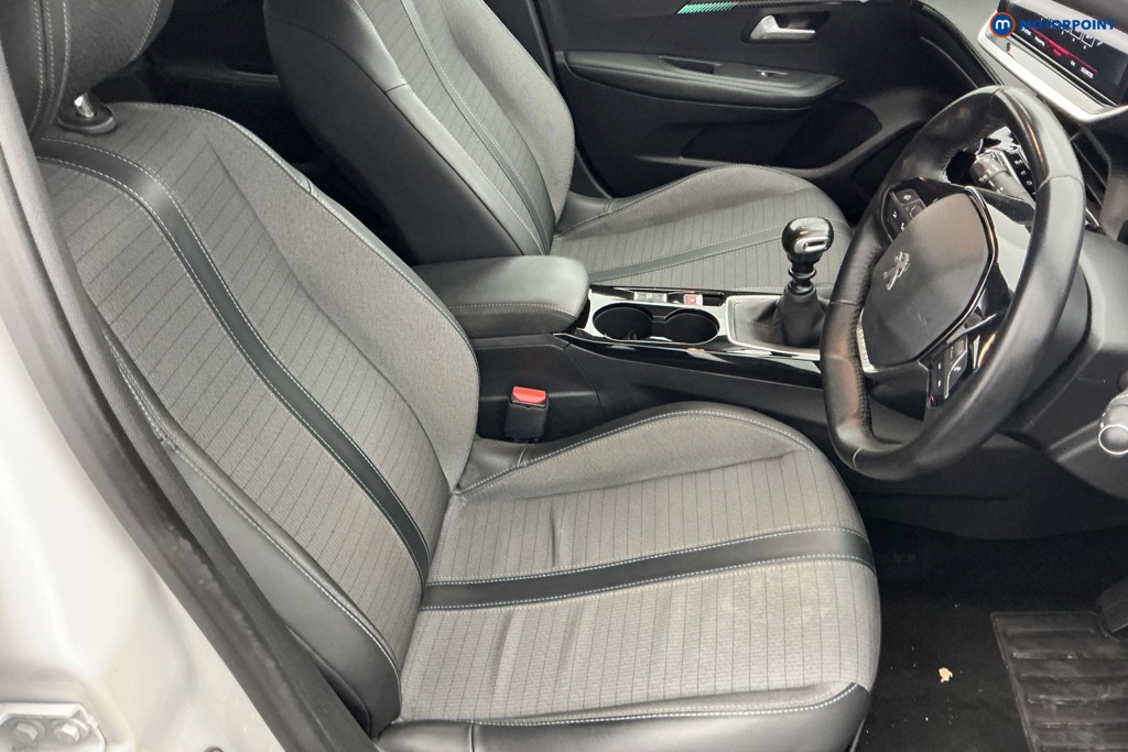Peugeot 208 Allure Premium Manual Petrol Hatchback - Stock Number (1664610) - 5th supplementary image