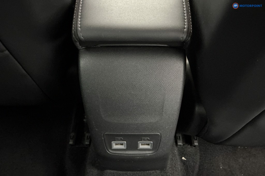 Peugeot 208 Allure Premium Manual Petrol Hatchback - Stock Number (1664610) - 10th supplementary image