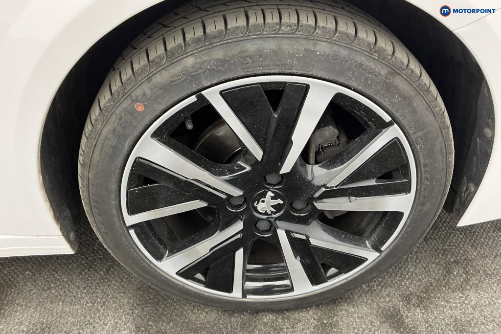 Peugeot 208 Allure Premium Manual Petrol Hatchback - Stock Number (1664610) - 34th supplementary image