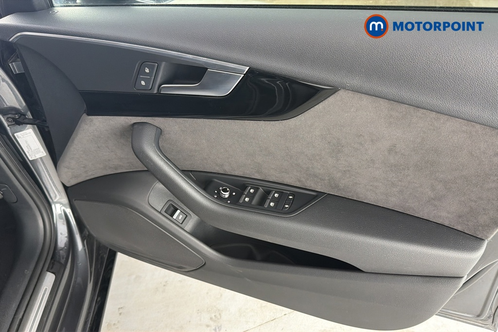 Audi A4 Black Edition Manual Petrol Saloon - Stock Number (1665086) - 18th supplementary image