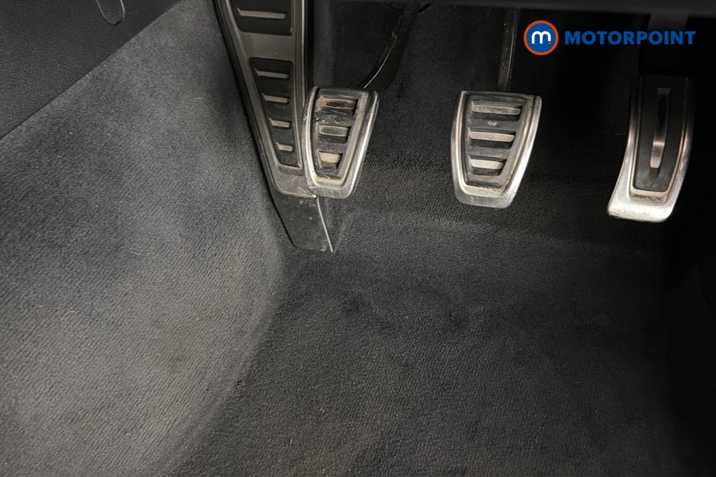 Audi A4 Black Edition Manual Petrol Saloon - Stock Number (1665086) - 24th supplementary image