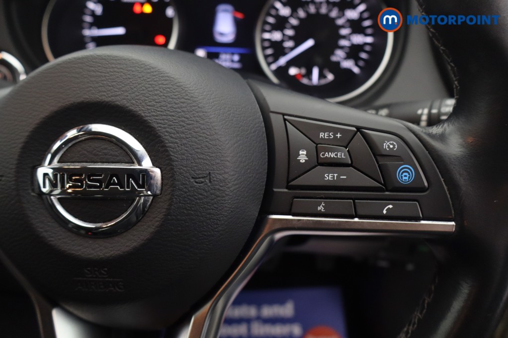 Nissan Qashqai Tekna Automatic Petrol SUV - Stock Number (1665320) - 4th supplementary image