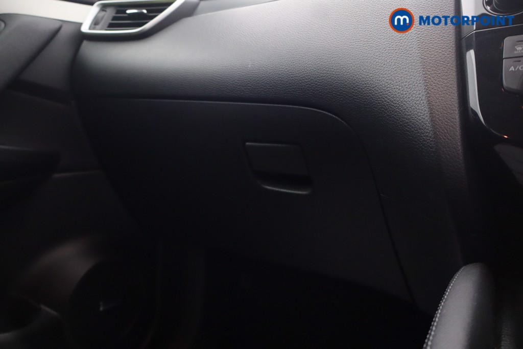 Nissan Qashqai Tekna Automatic Petrol SUV - Stock Number (1665320) - 18th supplementary image