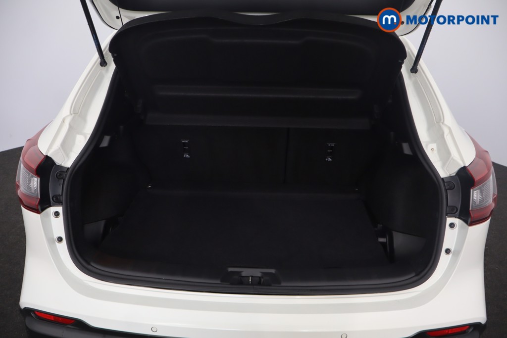 Nissan Qashqai Tekna Automatic Petrol SUV - Stock Number (1665320) - 47th supplementary image