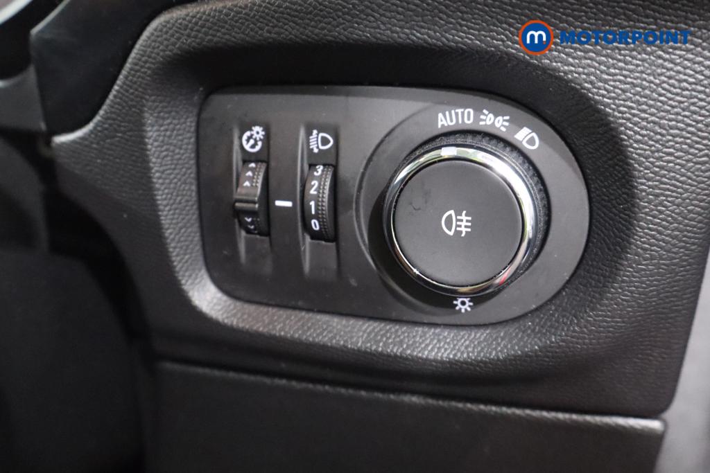 Vauxhall Corsa Design Manual Petrol Hatchback - Stock Number (1665386) - 12th supplementary image