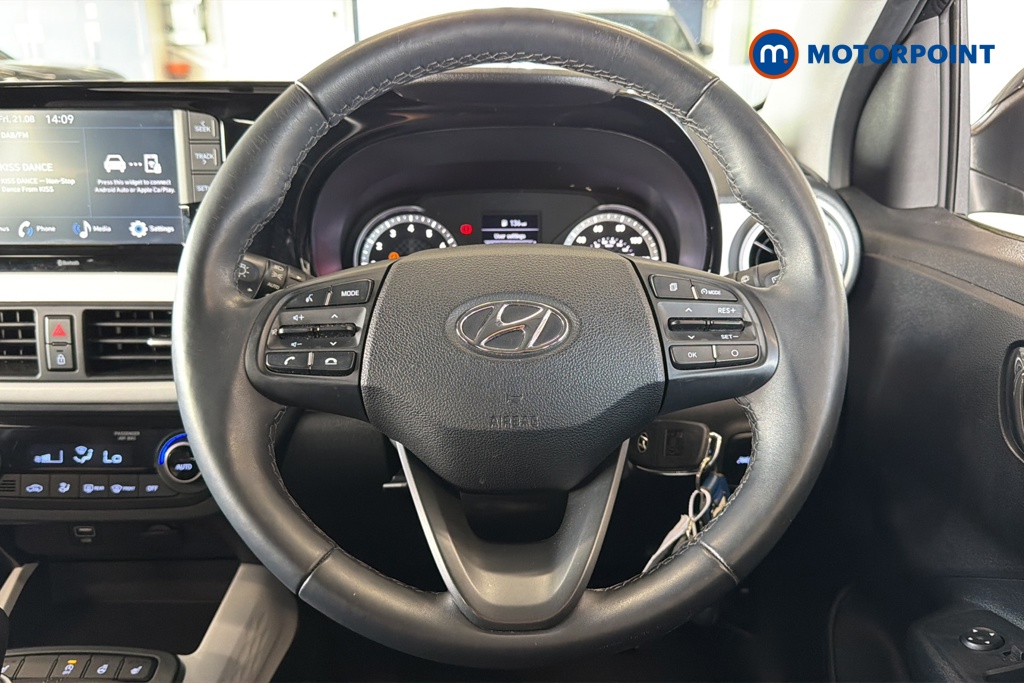 Hyundai I10 Premium Manual Petrol Hatchback - Stock Number (1666861) - 2nd supplementary image