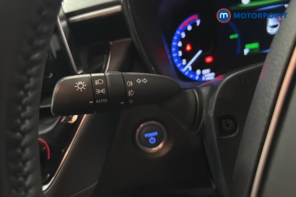 Toyota Corolla Design Automatic Petrol-Electric Hybrid Hatchback - Stock Number (1666905) - 5th supplementary image