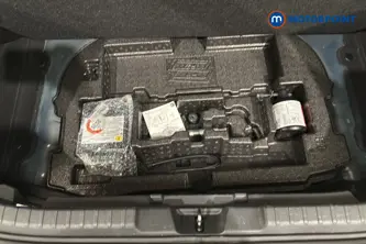 Toyota Corolla Design Automatic Petrol-Electric Hybrid Hatchback - Stock Number (1666905) - 33rd supplementary image