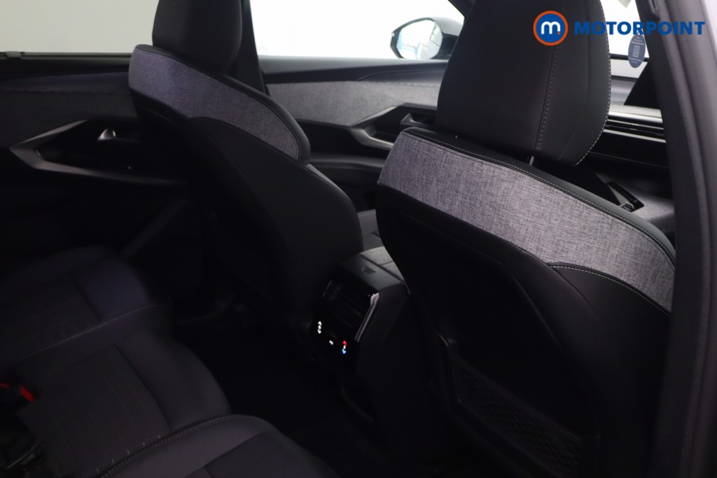 Peugeot 5008 GT Automatic Electric SUV - Stock Number (1666946) - 22nd supplementary image
