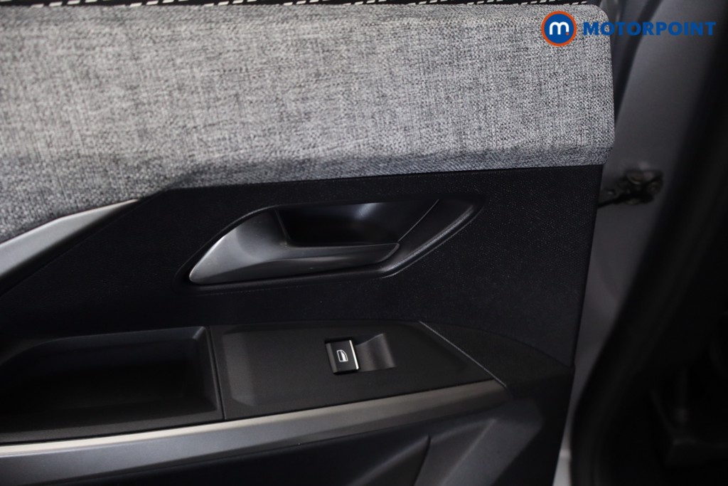 Peugeot 5008 GT Automatic Electric SUV - Stock Number (1666946) - 36th supplementary image