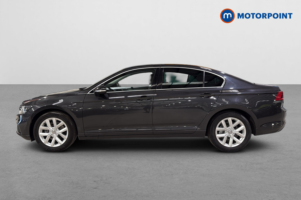 Volkswagen Passat SEL Automatic Diesel Saloon - Stock Number (1667067) - Drivers side