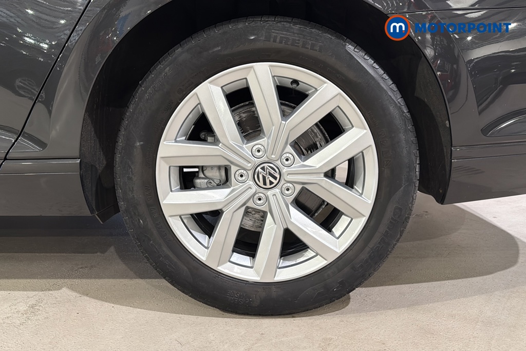 Volkswagen Passat SEL Automatic Diesel Saloon - Stock Number (1667067) - 45th supplementary image