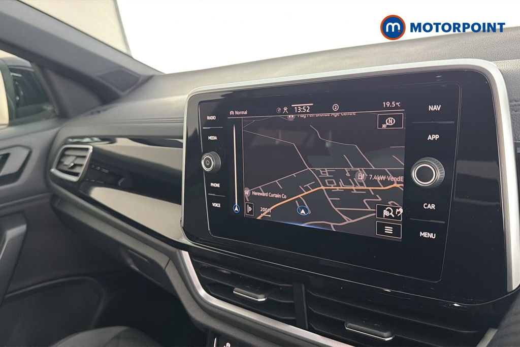 Volkswagen T-Roc R-Line Automatic Petrol SUV - Stock Number (1667111) - 9th supplementary image