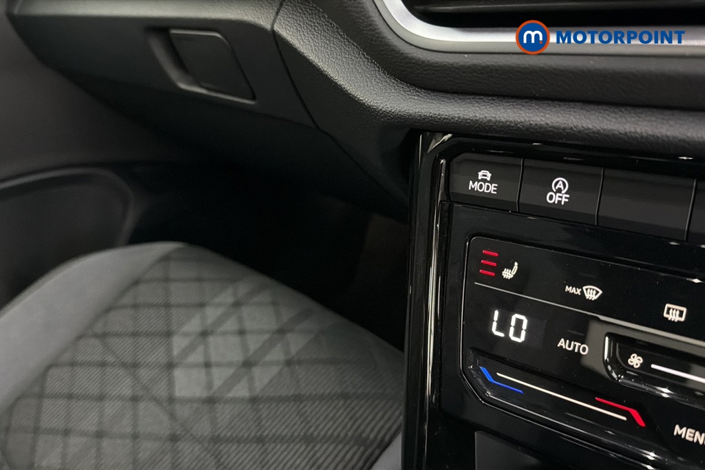 Volkswagen T-Roc R-Line Automatic Petrol SUV - Stock Number (1667111) - 14th supplementary image