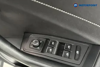 Volkswagen T-Roc R-Line Automatic Petrol SUV - Stock Number (1667111) - 19th supplementary image