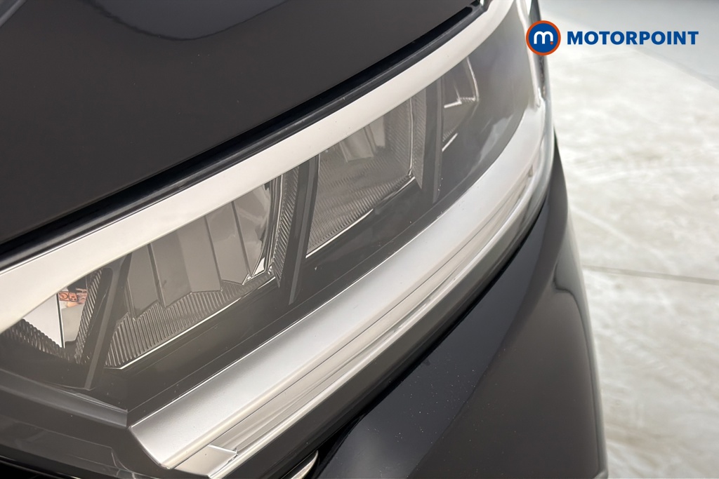 Volkswagen T-Roc R-Line Automatic Petrol SUV - Stock Number (1667111) - 42nd supplementary image
