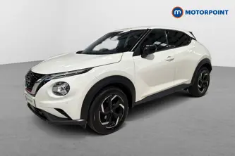 Nissan Juke N-Connecta Automatic Petrol SUV - Stock Number (1668618) - Passenger side front corner